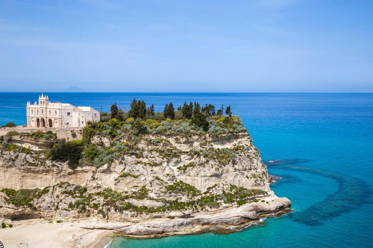 Suites Pastis Tropea - Boutique B&B By Kalavria Holidays Экстерьер фото